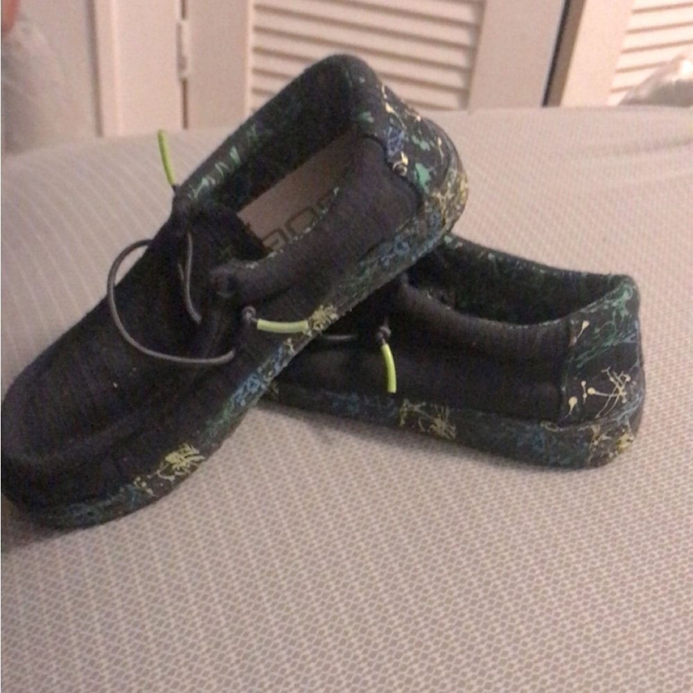 Hey Dude Boys Wally style Size 1